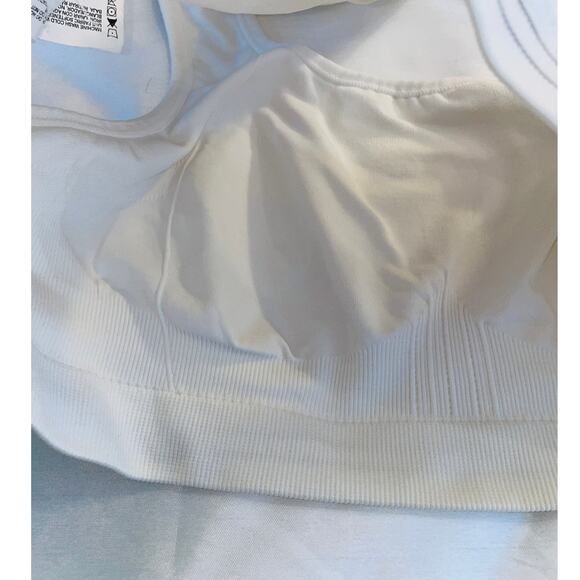 Champion‎ Sports Bra - Women's Size XL - In White - Pad Free - Picture 3 of 5